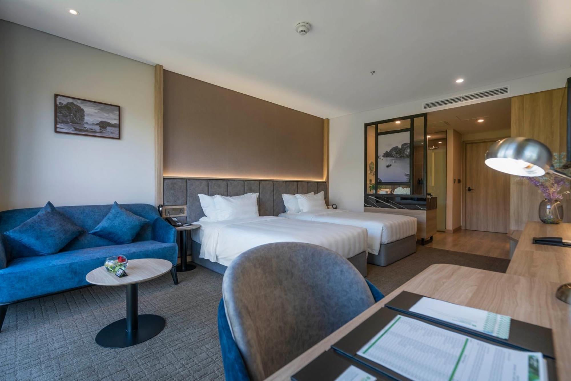 Hotel Wyndham Garden Legend Halong Hạ Long Exterior foto